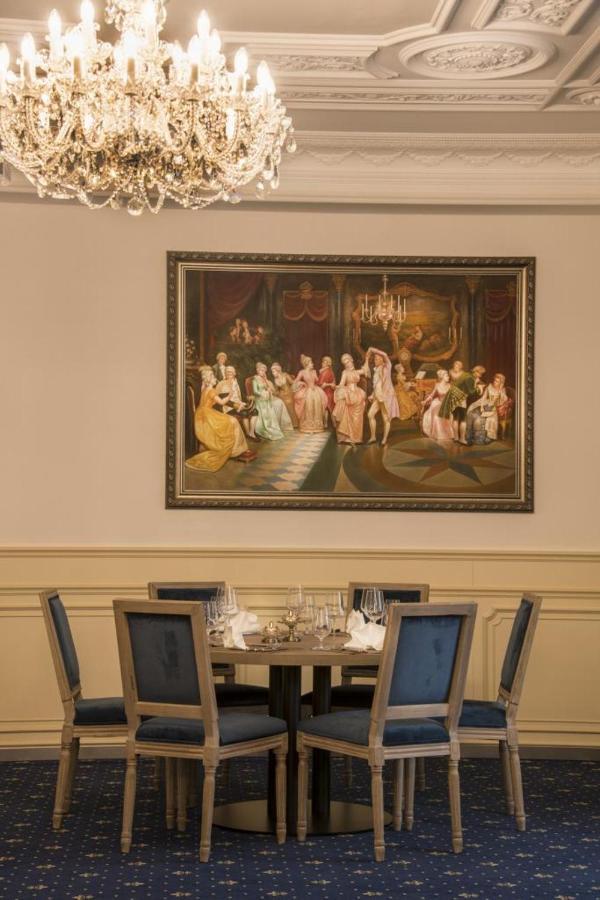 Chateau Sanov Sanov  エクステリア 写真